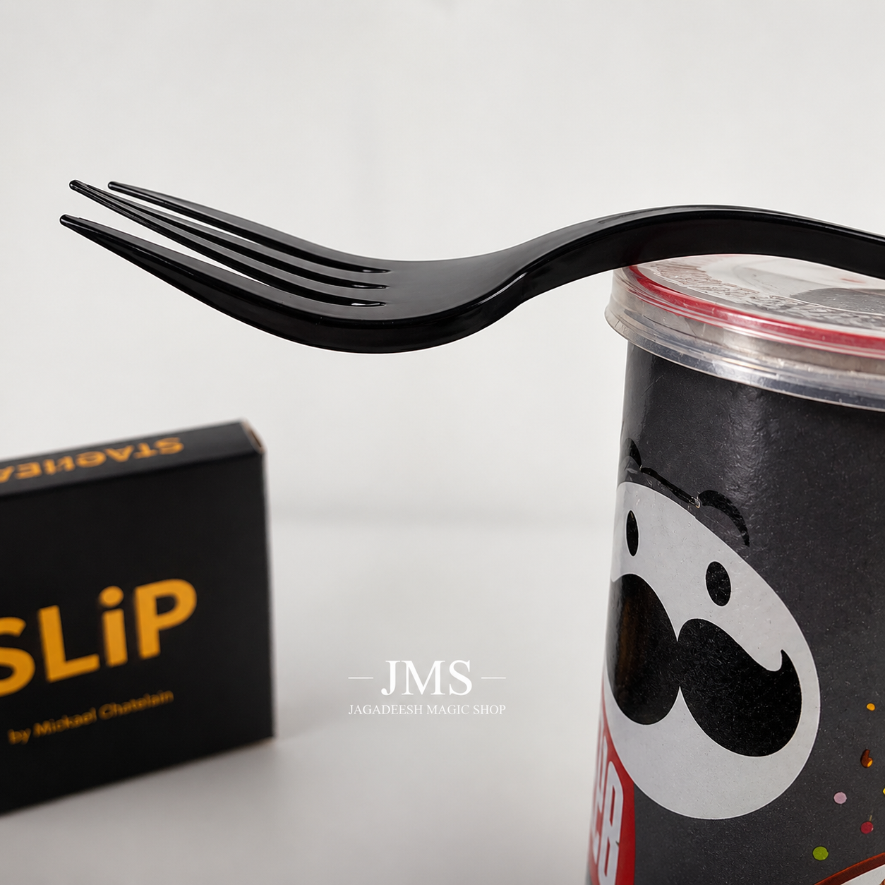 Starheart presents Slip Black (Gimmicks and Online Instruction) by Doosung Hwang