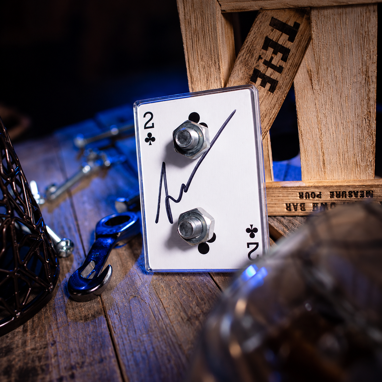 Bolted (Gimmick & Online Instructions) by Jared Manley